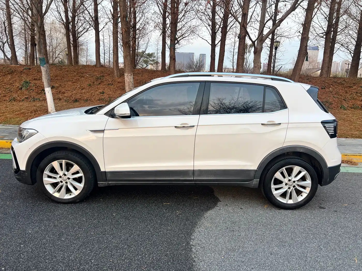 Volkswagen T-Cross 2020 1.5L Automatic Comfort Edition фото 7