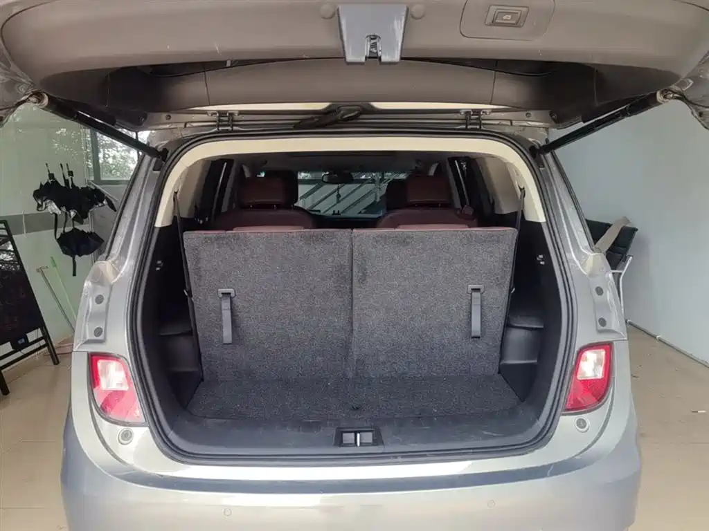 Buick GL6 2018 18T 6-Seater Premium фото 19