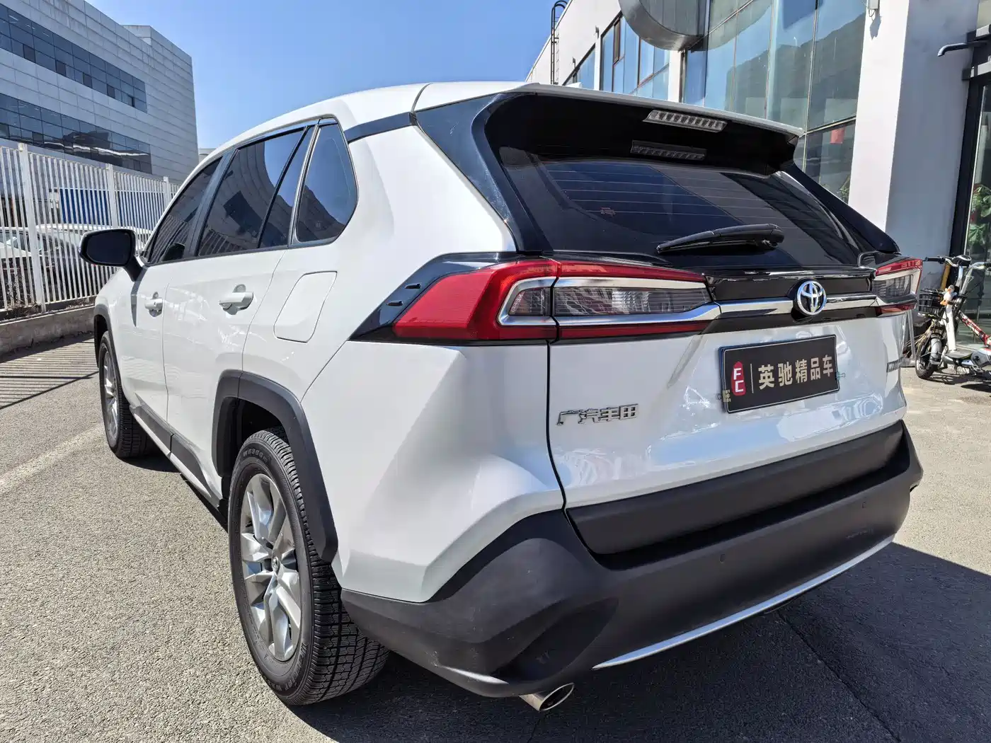 Toyota Wildlander 2023 2.0L CVT FWD Urban фото 6
