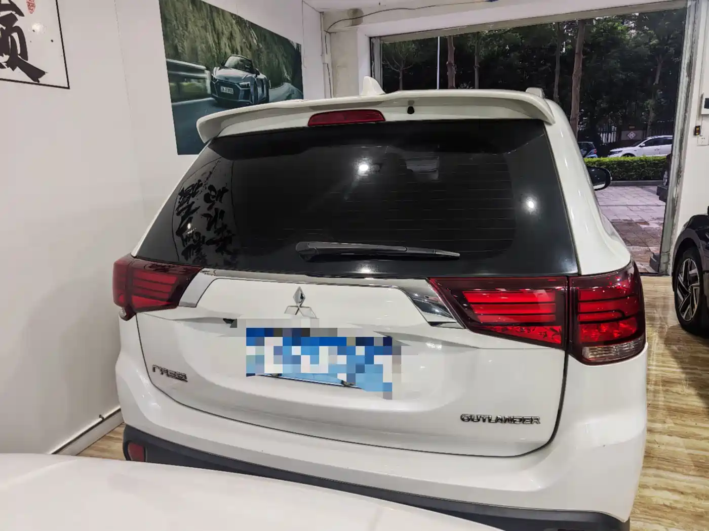 Mitsubishi Outlander 2021 2020 2.0L 2WD Premium 5-seater
