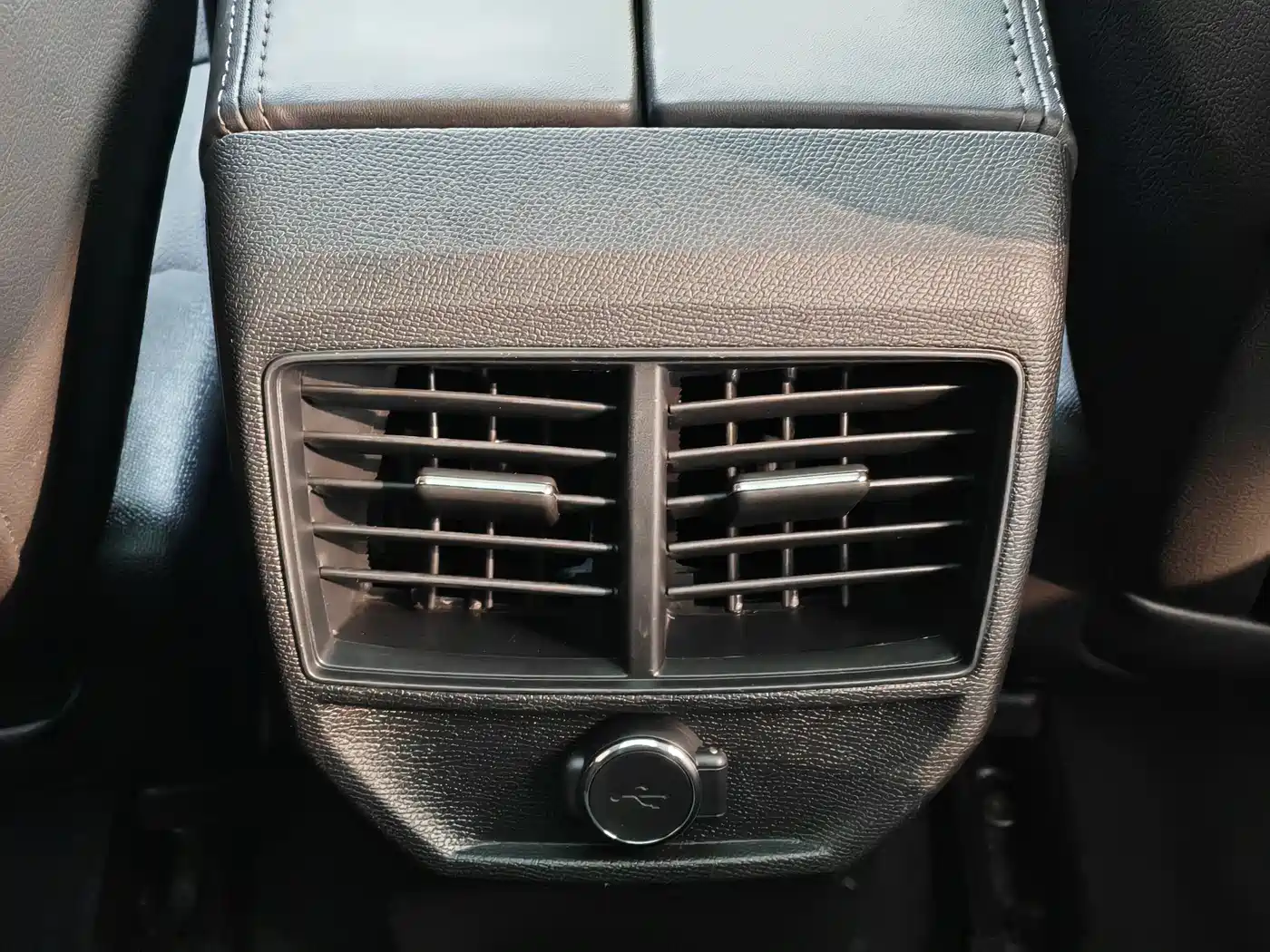 Peugeot 4008 2018 350THP Luxury фото 8