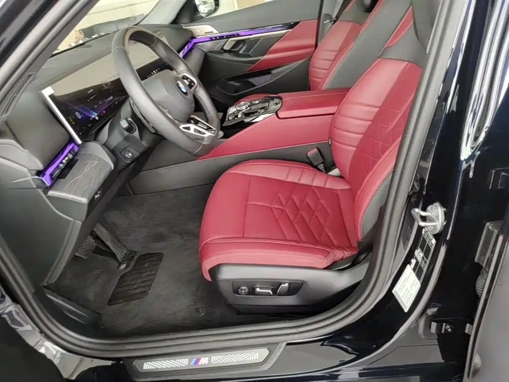 BMW 5 Series 2025 530Li Premium M Sport Package фото 22