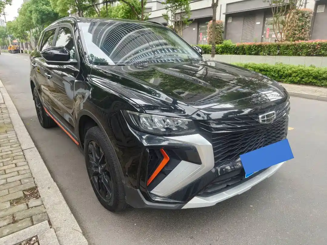 Фото 3 - Geely Boyue