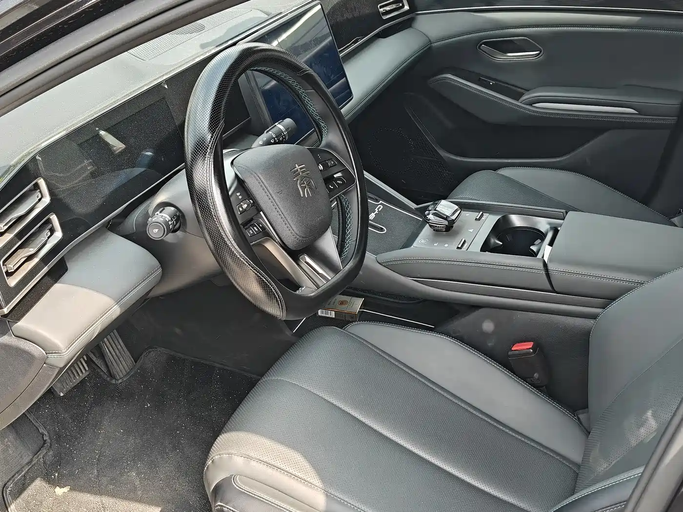 BYD Qin L 2024 DM-i 120KM Superior Edition фото 4