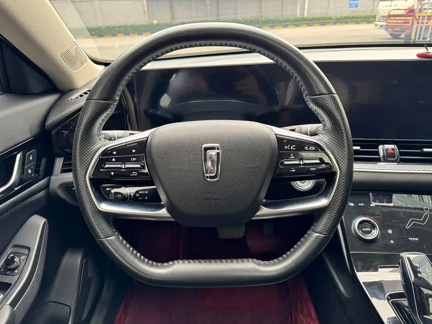 Фото 11 - Besturn B70