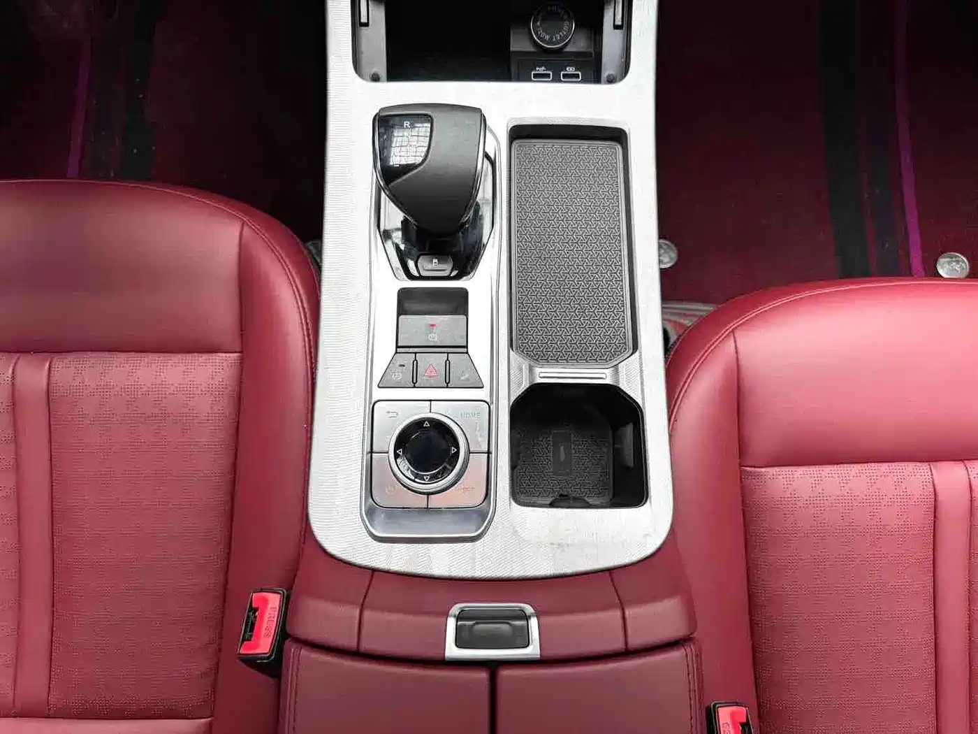 Jetour X70 PRO 2023 2023 1.5T DCT Comfort Type 5-seater