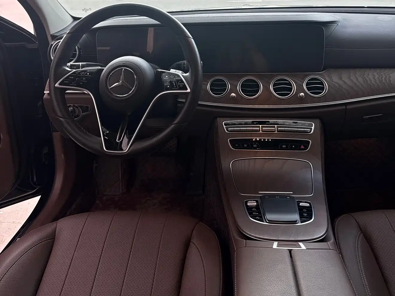 Mercedes-Benz E-Class 2023 Facelift E 300 L Luxury фото 13