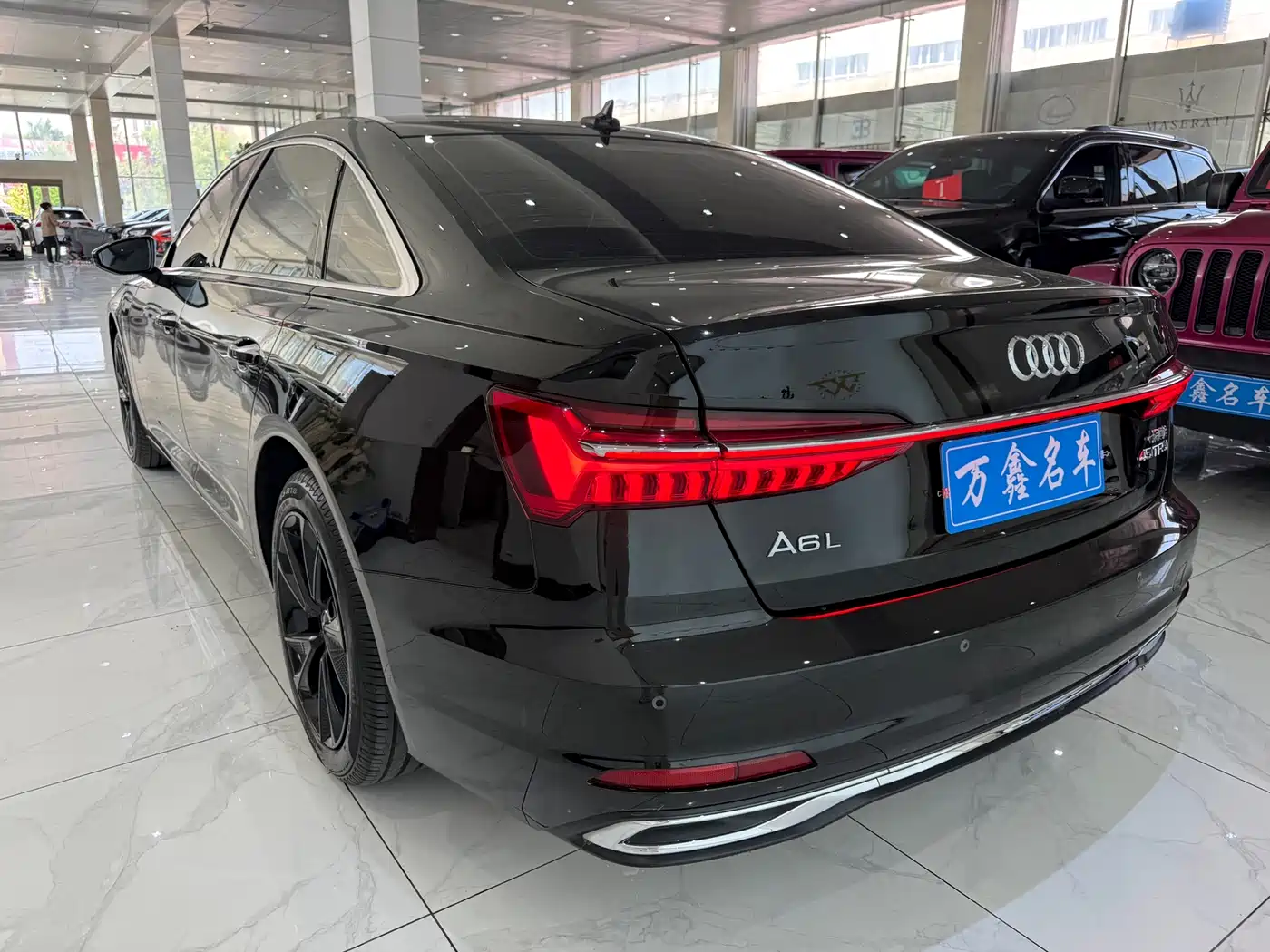Audi A6L 2023 45 TFSI Premium Selection Elegance фото 16