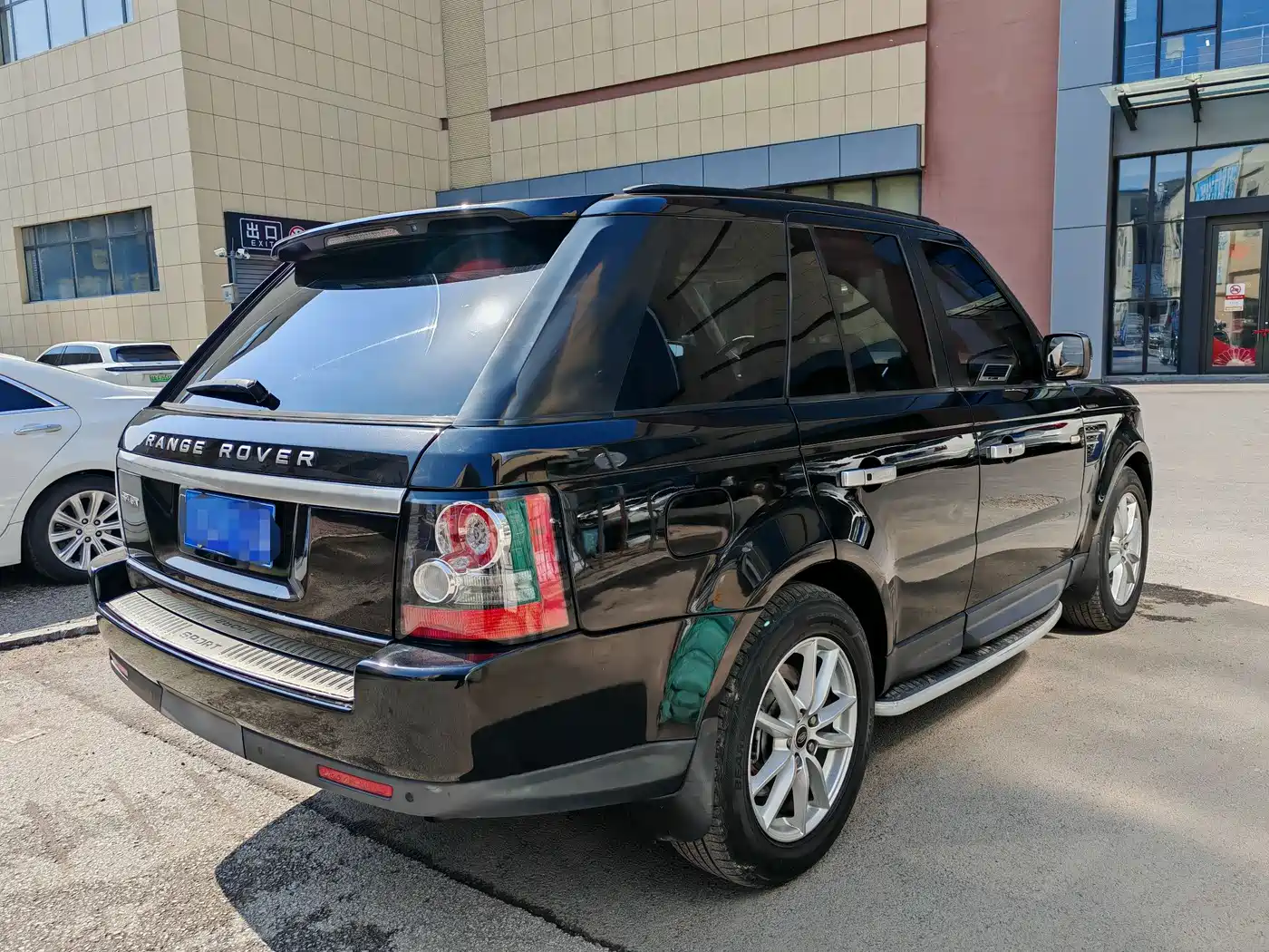 Land Rover Range Rover Sport 2013 3.0 TDV6 Diesel фото 9