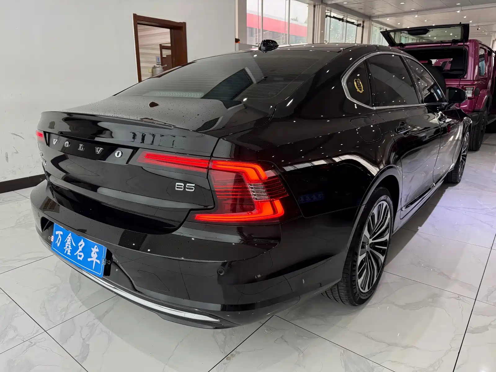 Фото 20 - Volvo S90