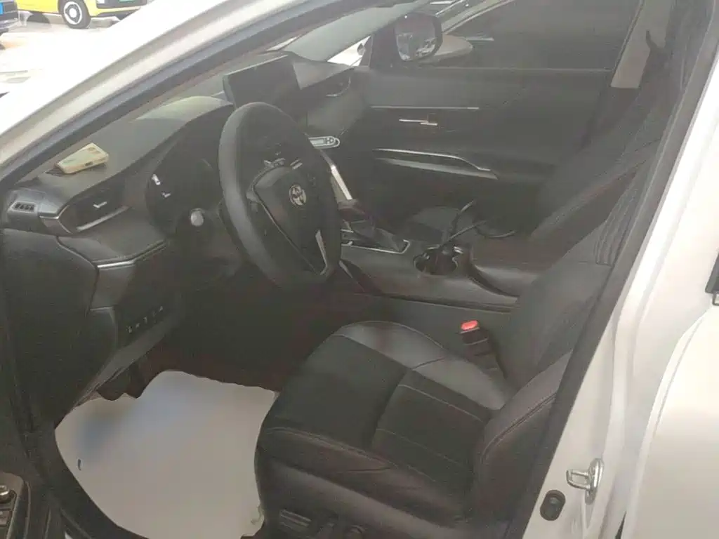 Toyota Lingfang HARRIER 2022 2022 2.0L CVT 2WD Premium Edition