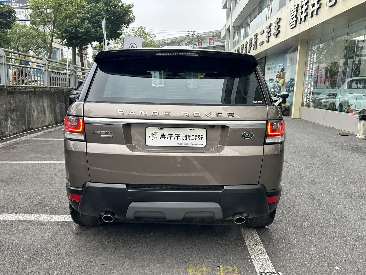 Land Rover Range Rover Sport 2016 Model 3.0 SC V6 SE фото 6
