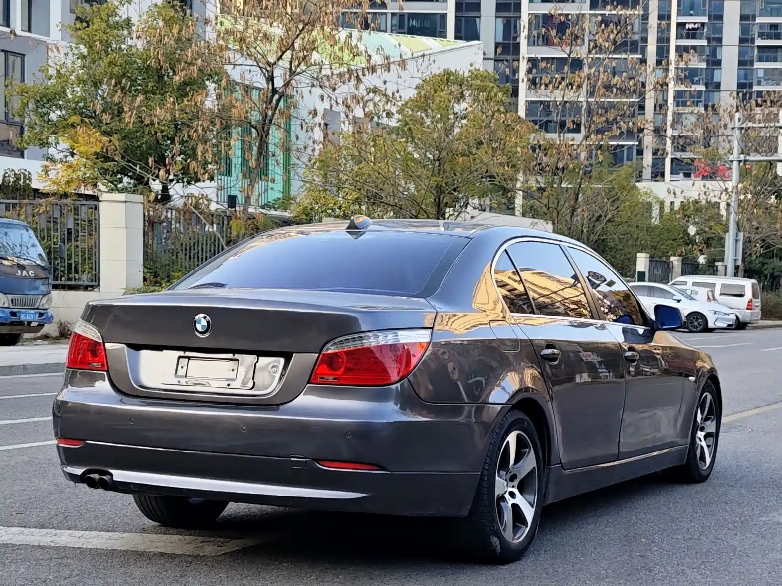 Фото 5 - BMW 5 Series