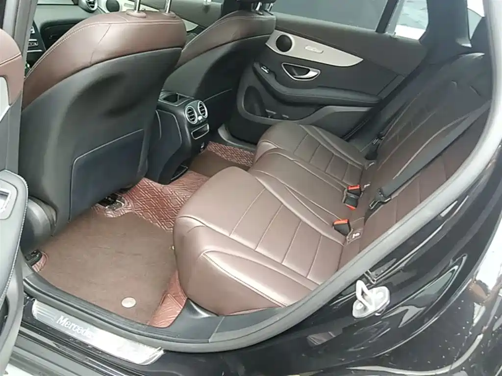 Mercedes-Benz GLC 2022 Facelift II GLC 260 L 4MATIC Sport Model фото 17