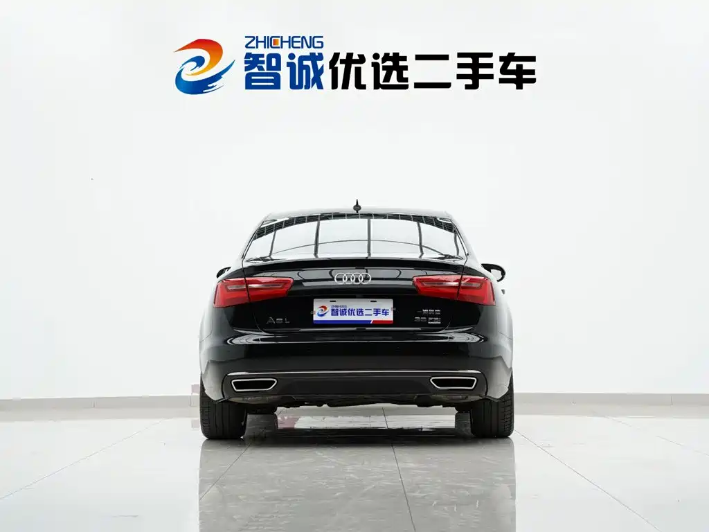 Фото 4 - Audi A6L