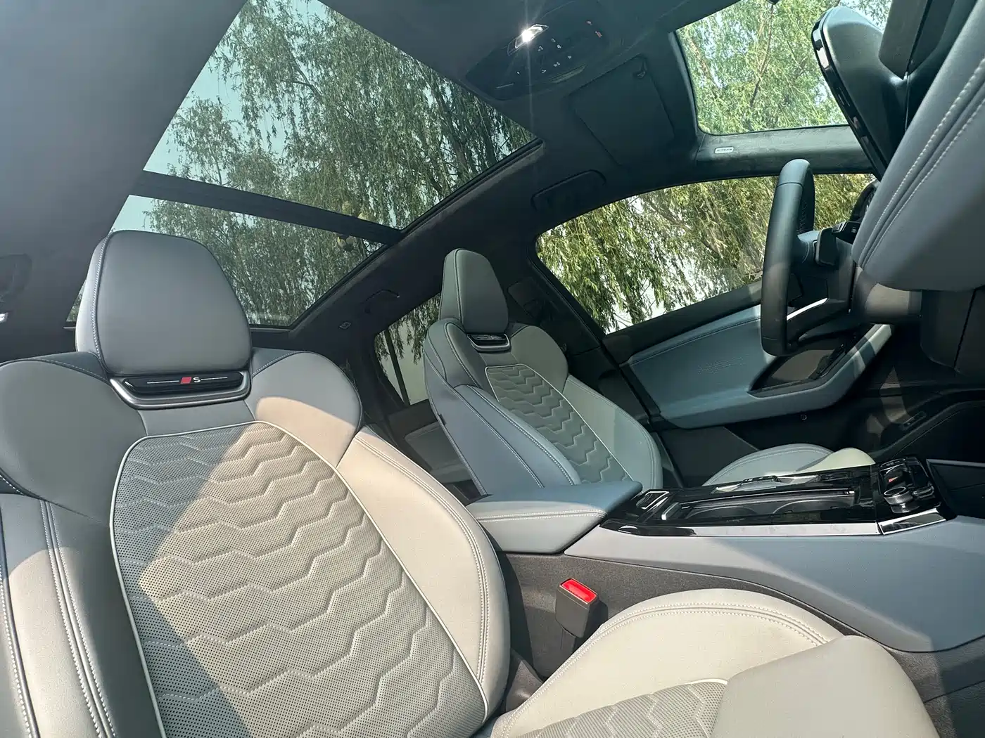 Audi Q6L e-tron 2025 Extended Range Edition фото 12