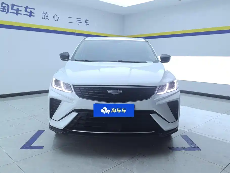 Фото 2 - Geely Coolray