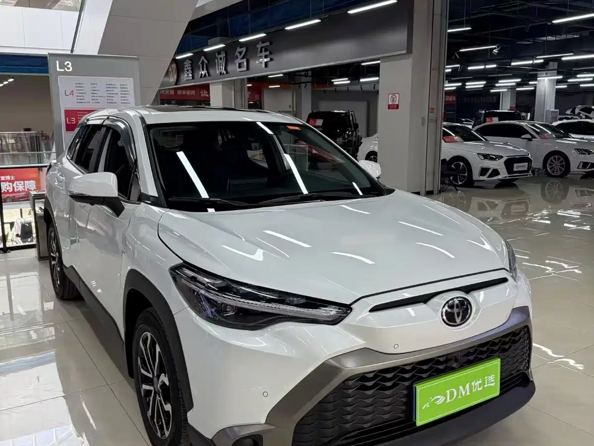 Toyota Frontlander 2022 2.0L CVT Luxury Edition