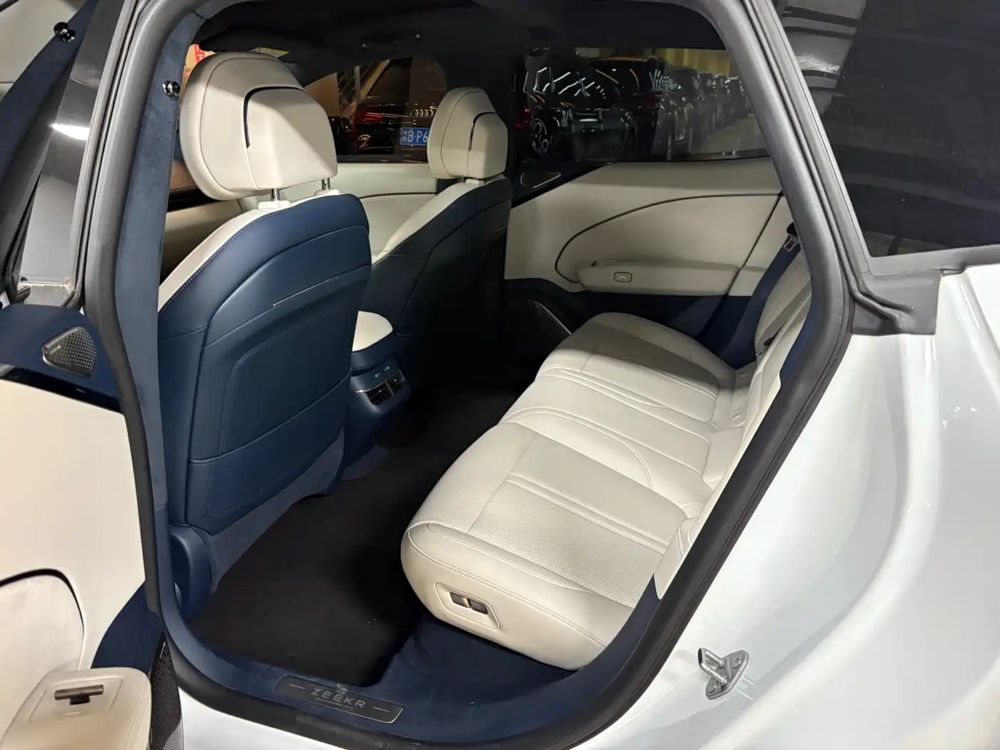 ZEEKR EXTREME KRYPTON 007