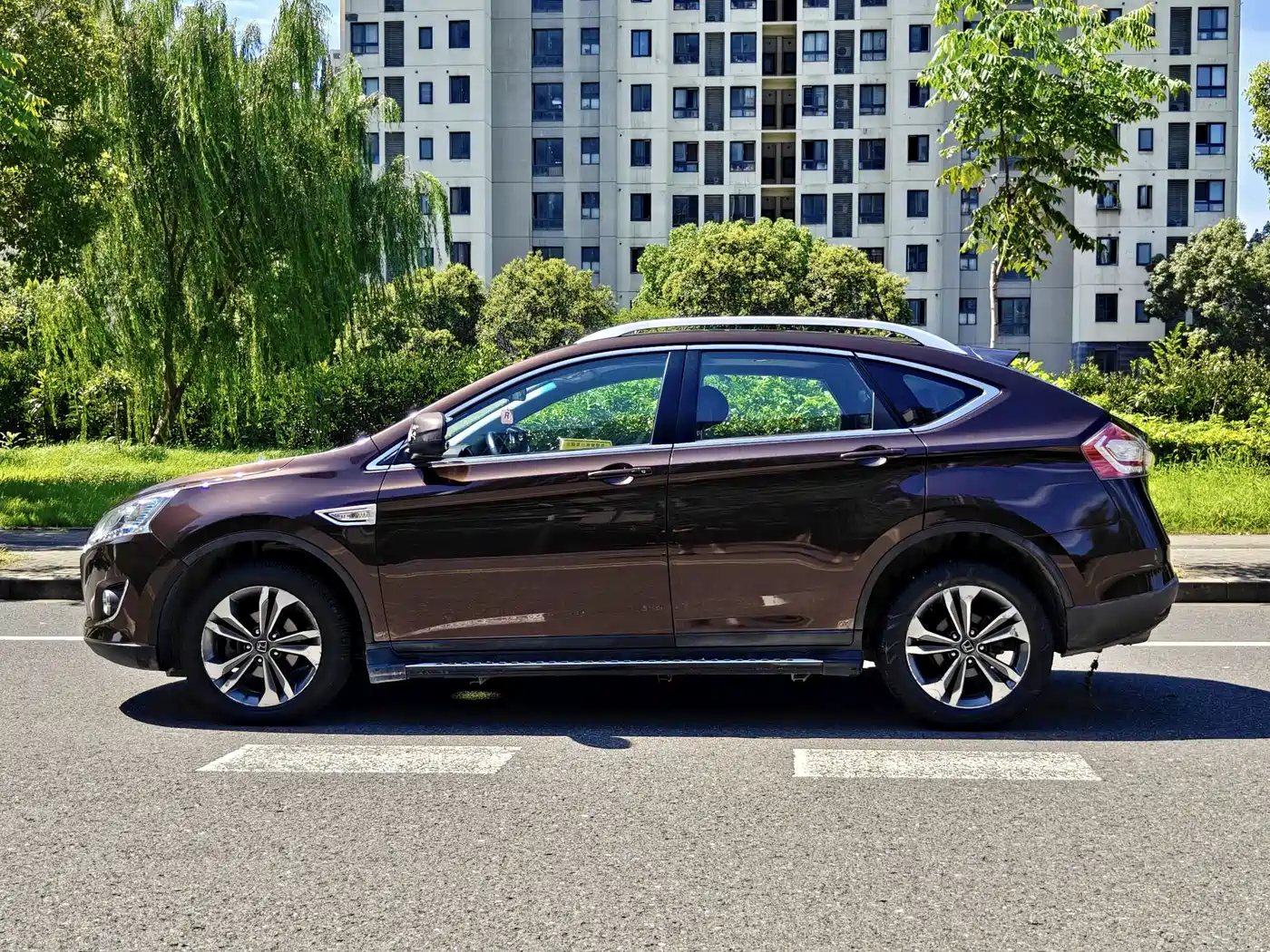 Luxgen U6 SUV 2014 2014 1.8T Wisdom Premium