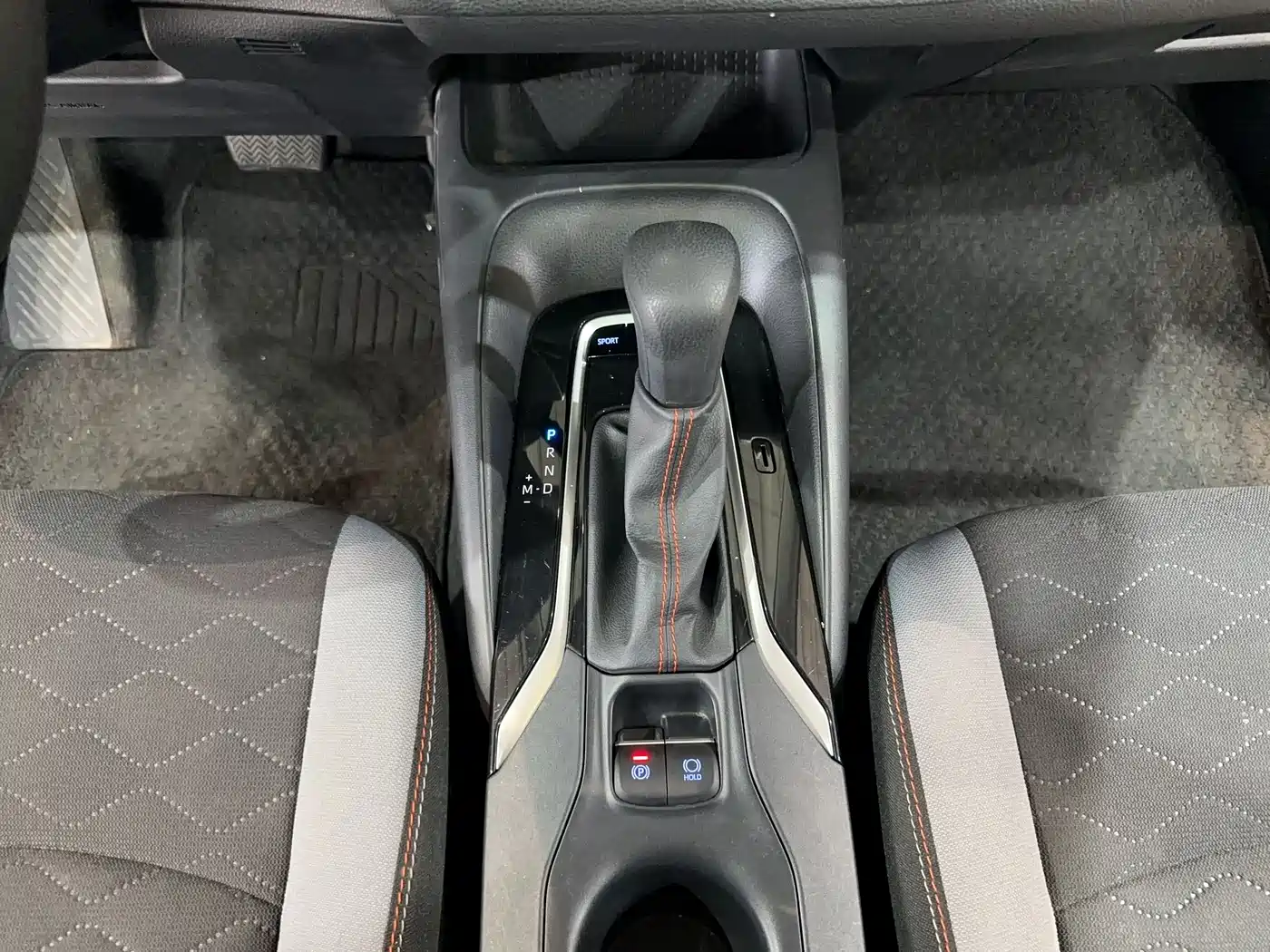 Toyota Corolla 2021 1.2T S-CVT Pioneer Edition фото 16