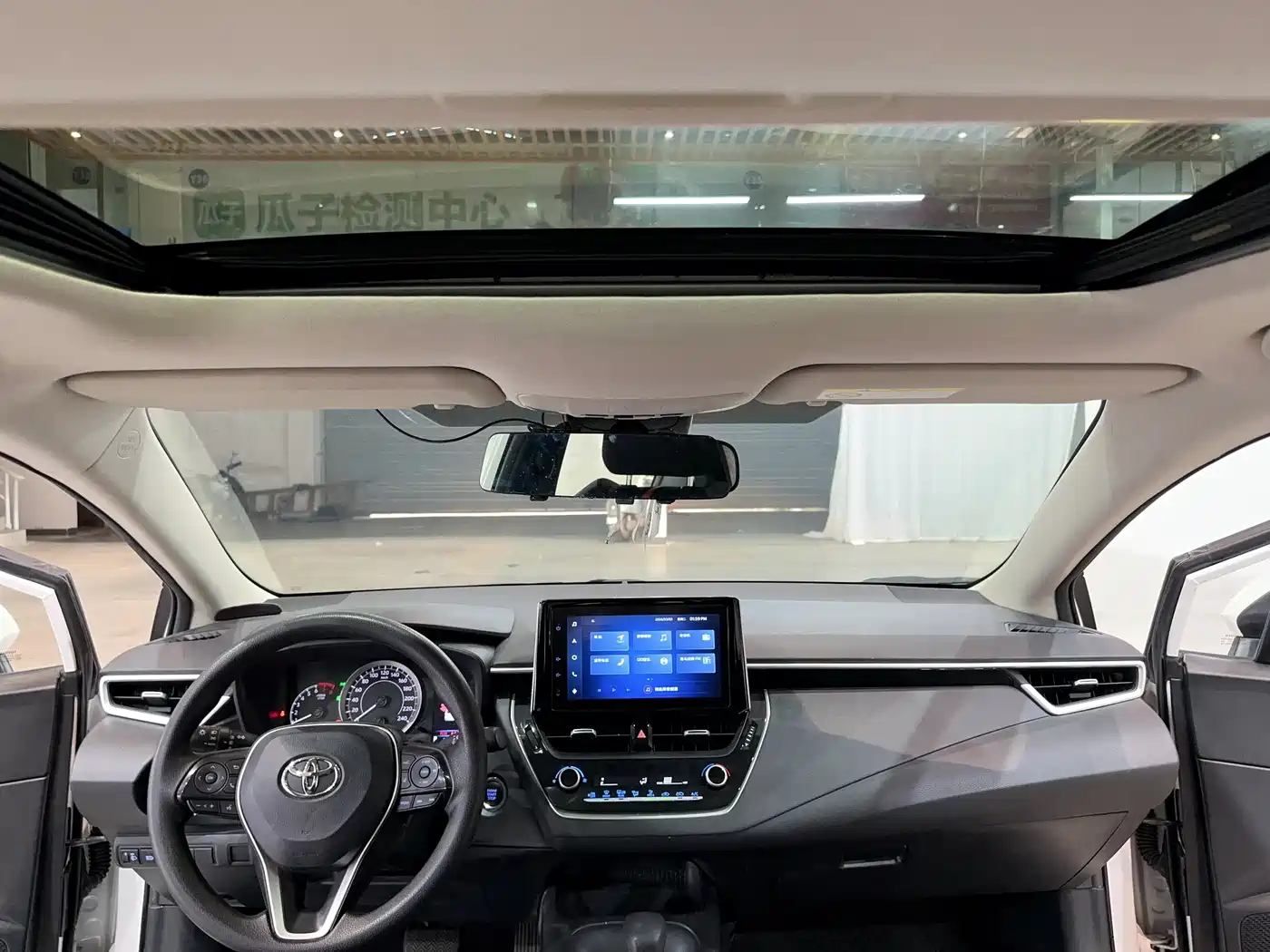 Toyota Corolla 2021 1.2T S-CVT Pioneer Edition фото 20