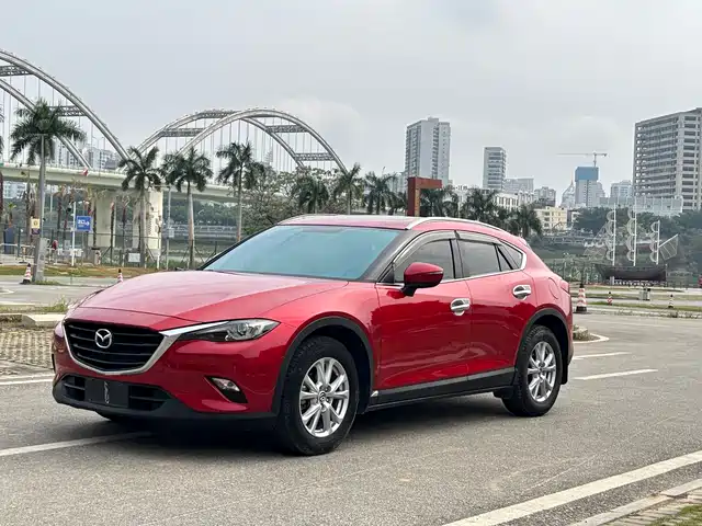 MAZDA CX 4