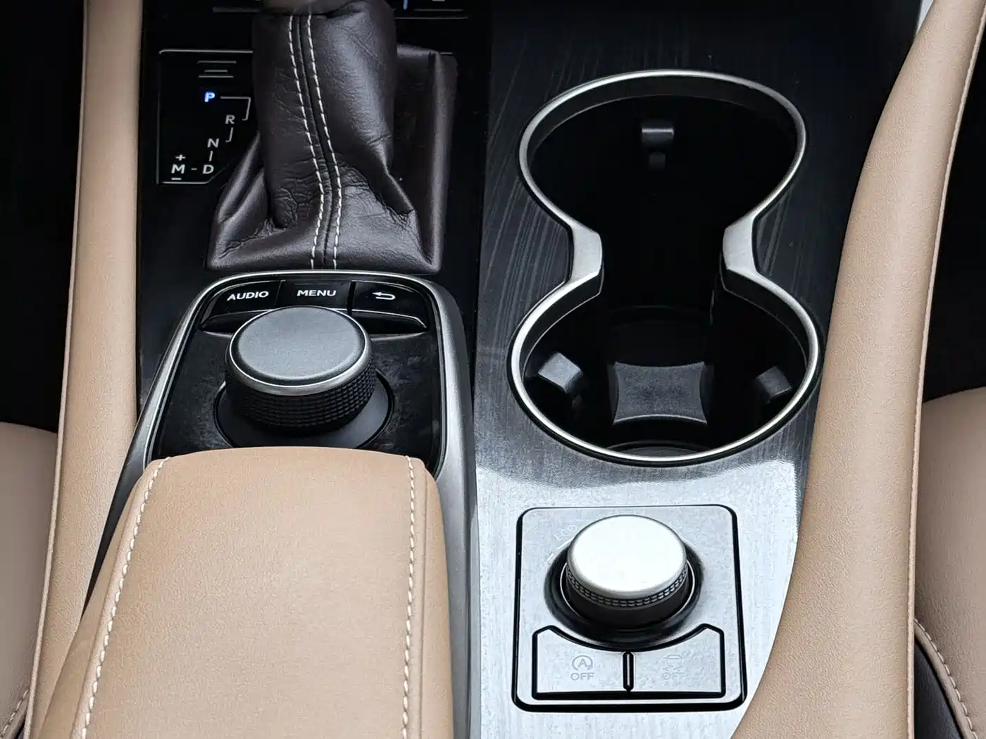 Lexus RX 2016 300 4WD Elegance Edition (China V) фото 13