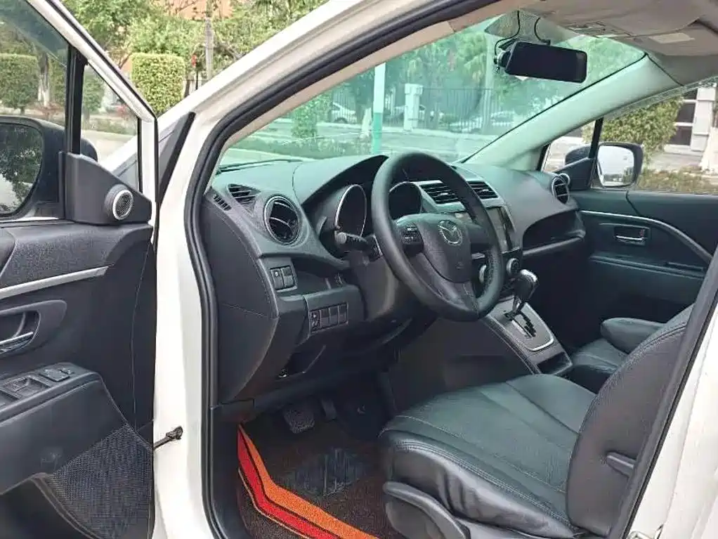 Mazda Mazda5 2014 2013 2.0L Automatic Comfort