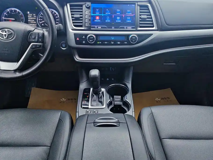 Toyota Highlander 2018 2.0T 4WD Luxury 7-seater China VI фото 16