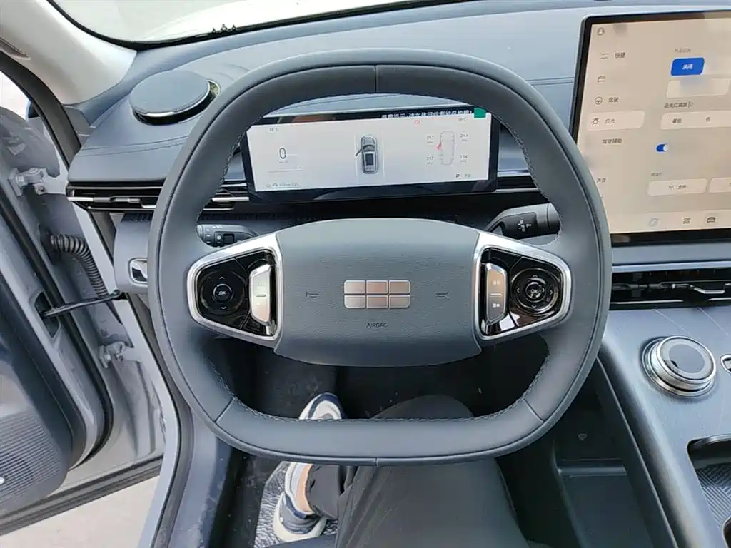 Geely Galaxy Galaxy E5 2026 530km Voyager Edition фото 11