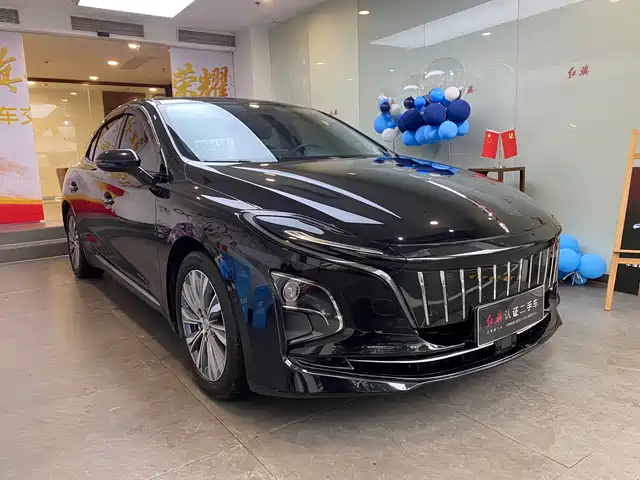 Hongqi E-QM5 2024 560km PLUS — фото 3