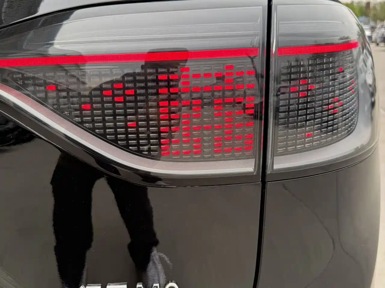 AITO Wenjie AITO M9 2024 Range Extender Max Edition 42kWh 6-seater фото 9