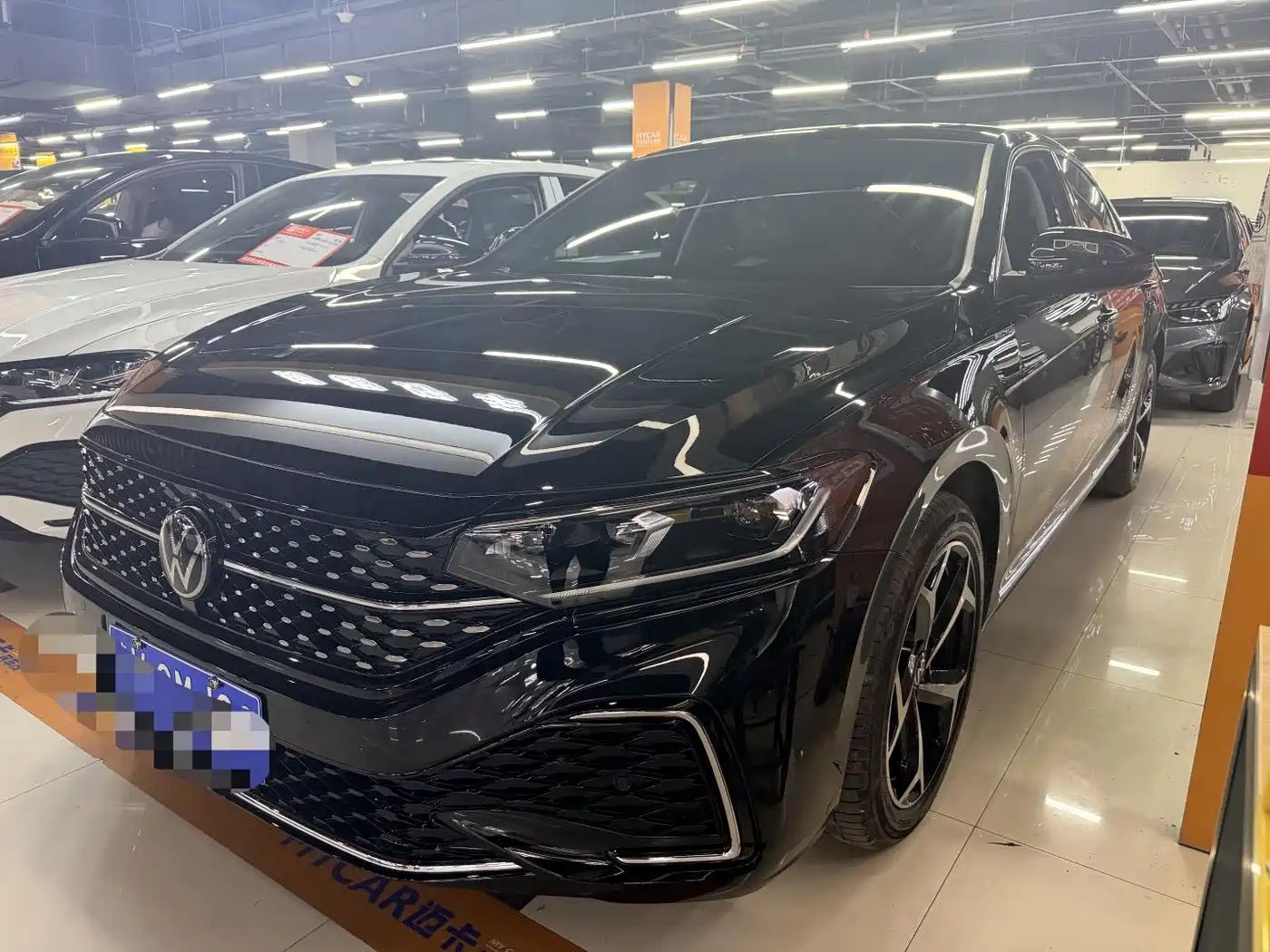 VOLKSWAGEN PASSAT 2025