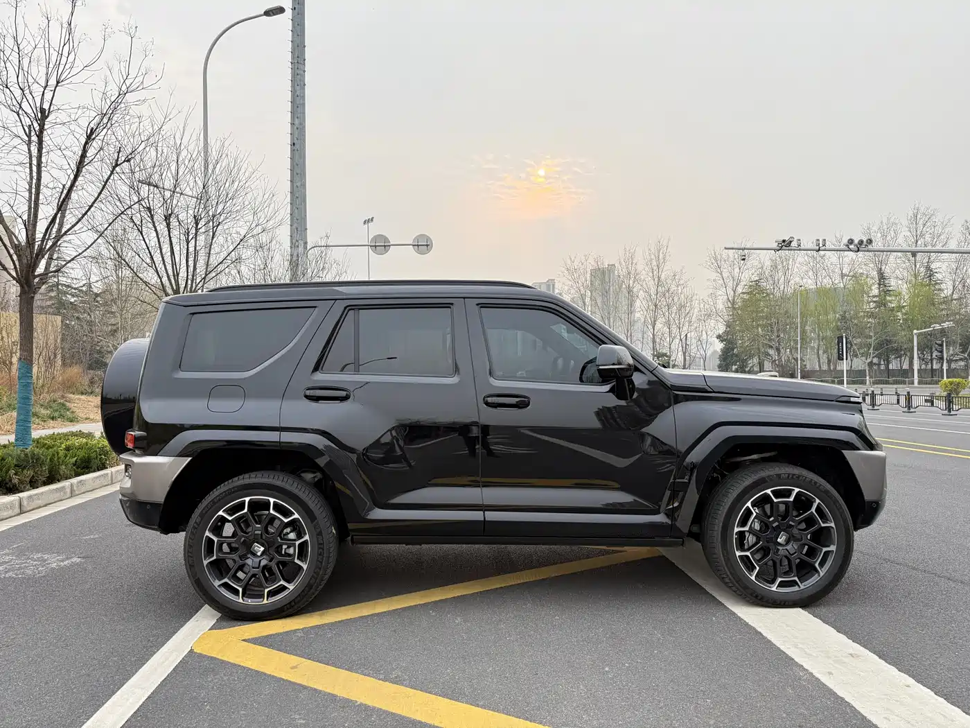 TANK TANK 700 NEW ENERGY