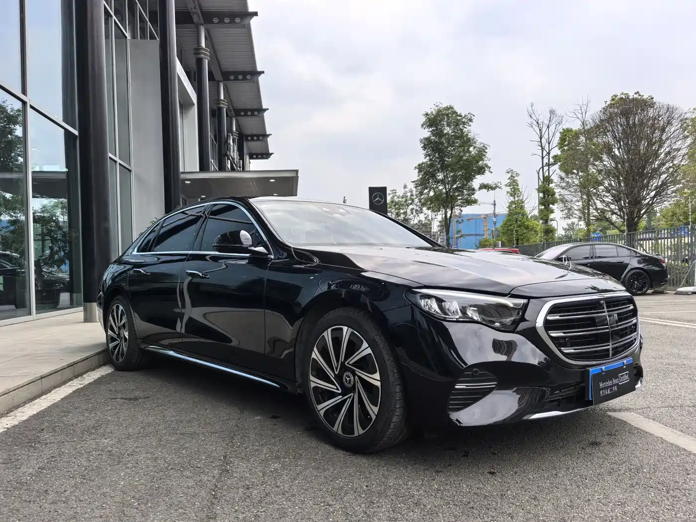 Mercedes-Benz E-Class 2024 Facelift E 300 L Luxury фото 4