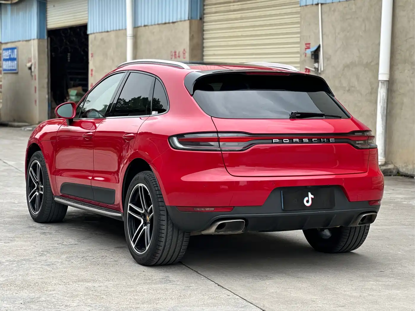 Porsche Macan 2018 Macan 2.0T фото 6
