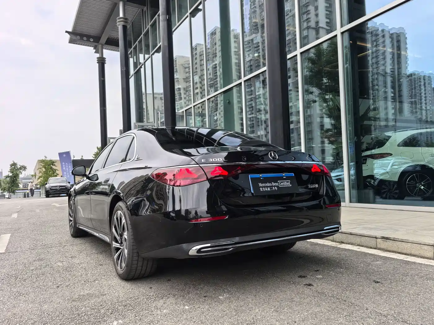 Mercedes-Benz E-Class 2024 Facelift E 300 L Luxury фото 19