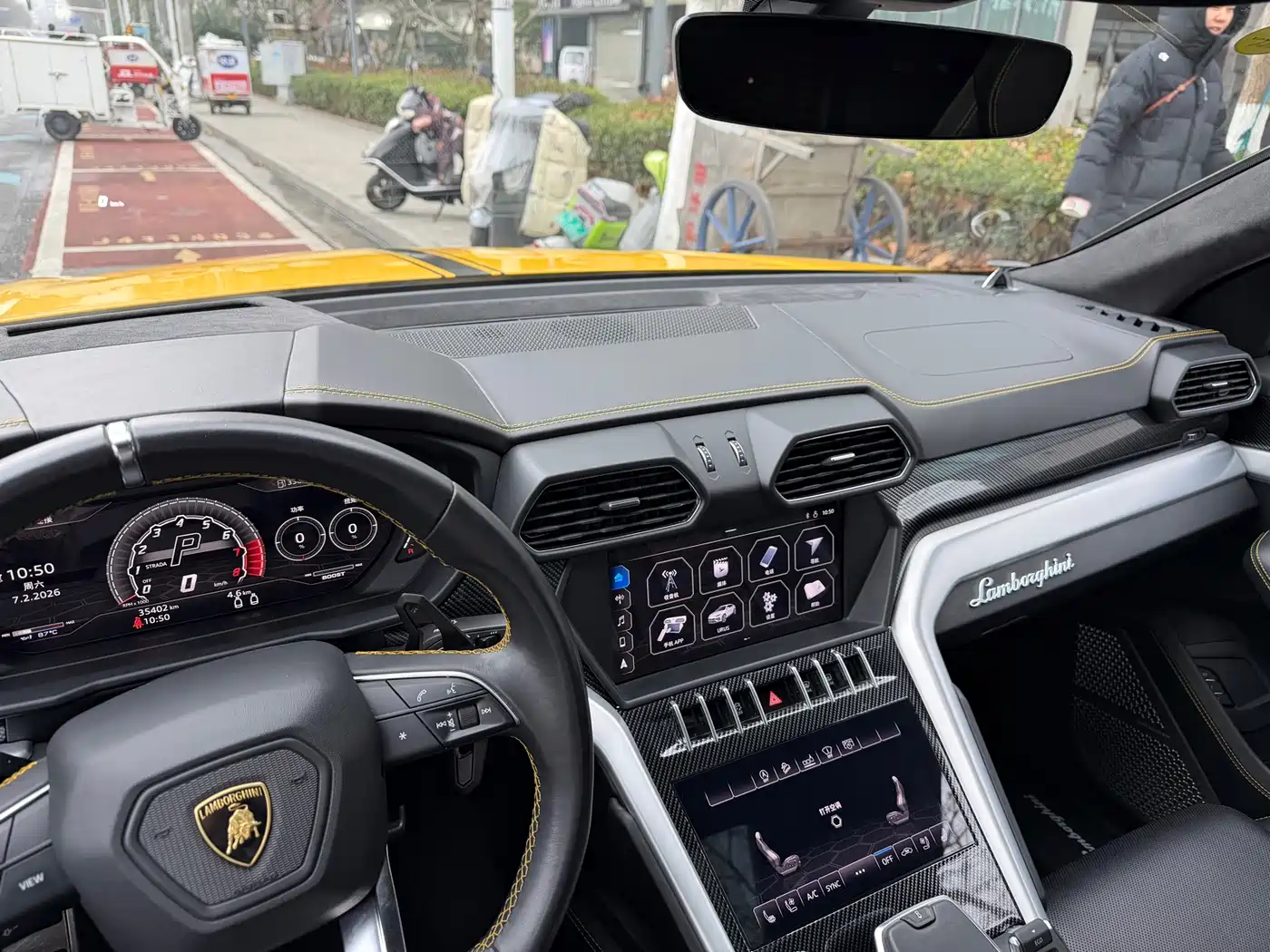 Lamborghini Urus 2018 4.0T V8 фото 9