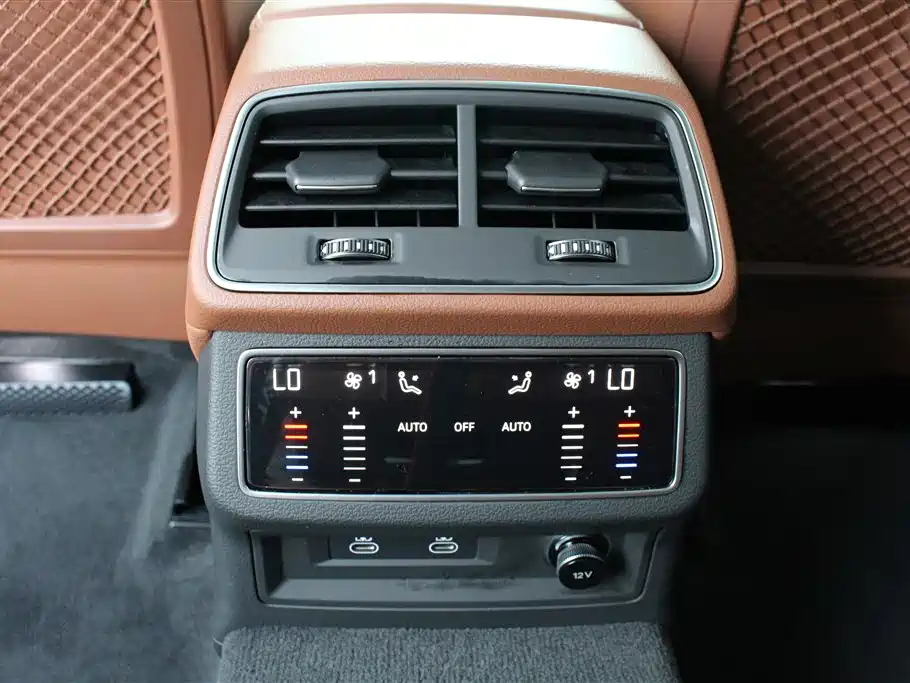Audi A6L 2024 45 TFSI Premium Dynamic фото 8