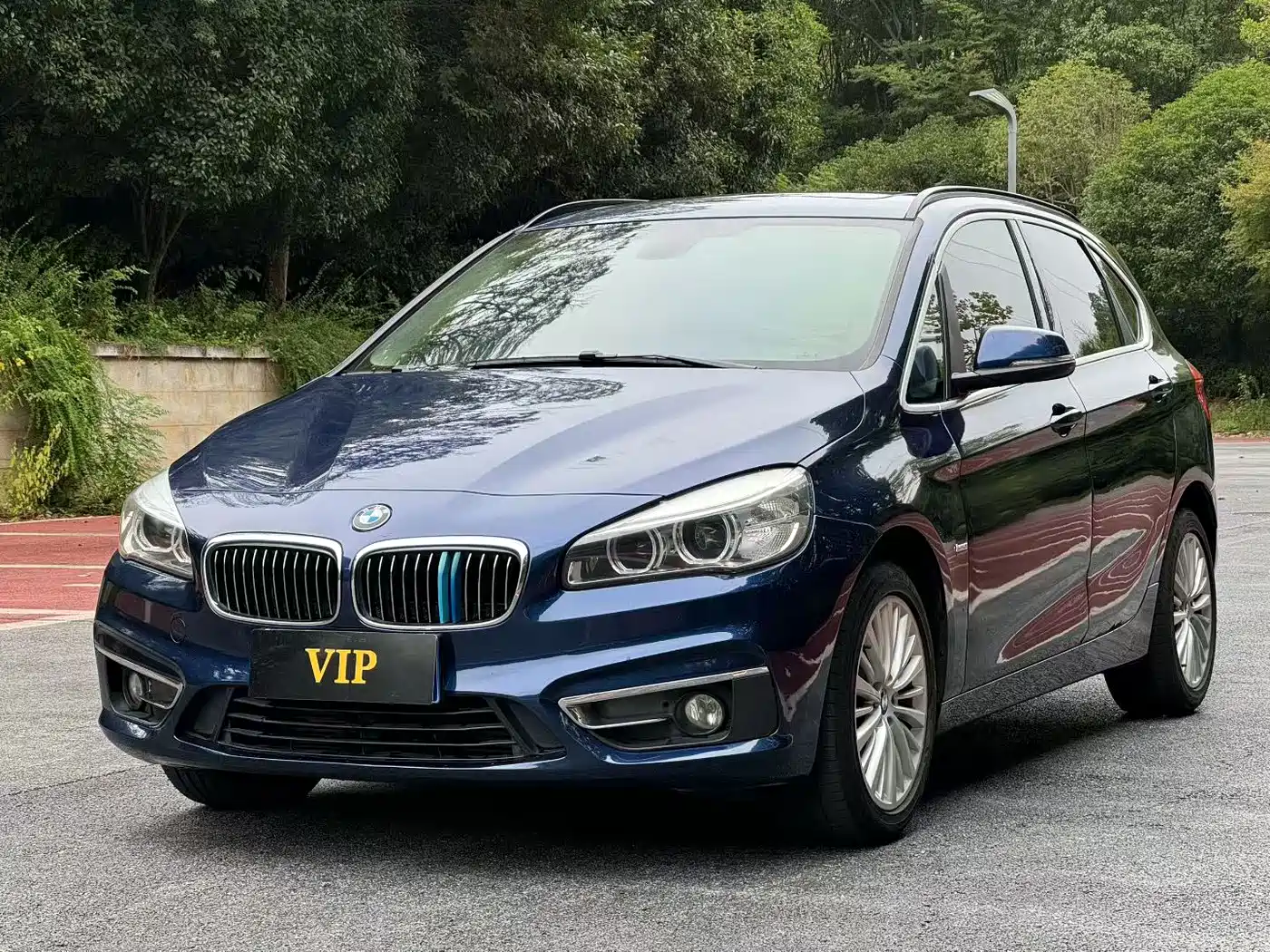 BMW 2 Series Touring 2016 218i Sport Design Package