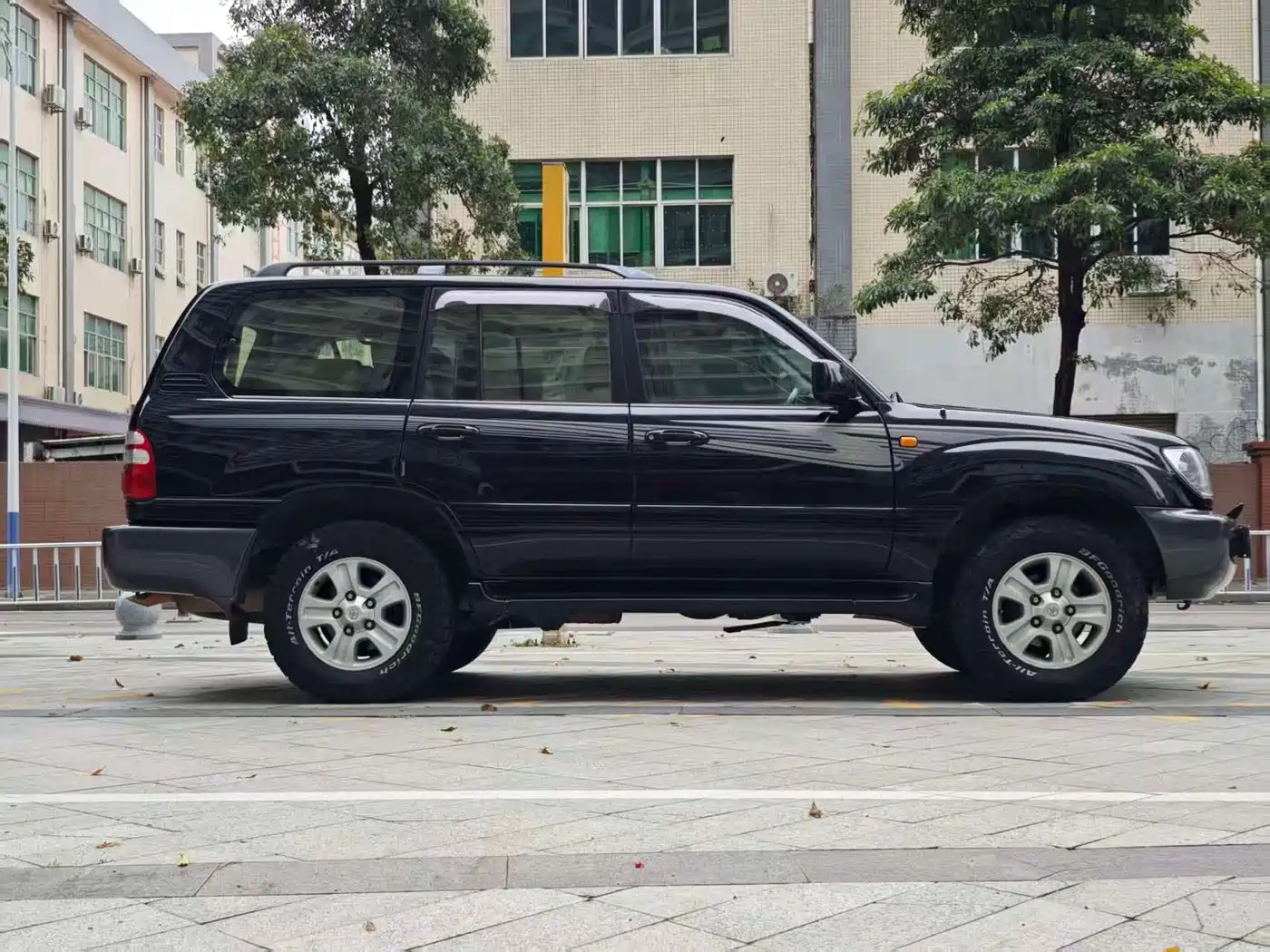 Toyota Land Cruiser фото 13