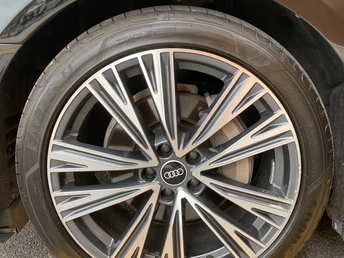 Audi A6L 2023 Facelift 45 TFSI Premium Dynamic фото 13
