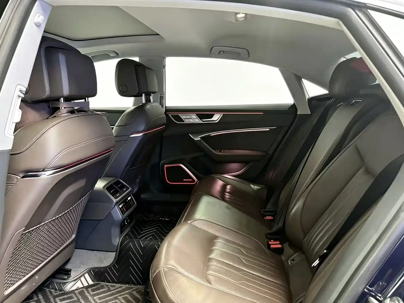 Audi A7L 2021 2022 55 TFSI quattro S-line Zhiyuan Crystal Package