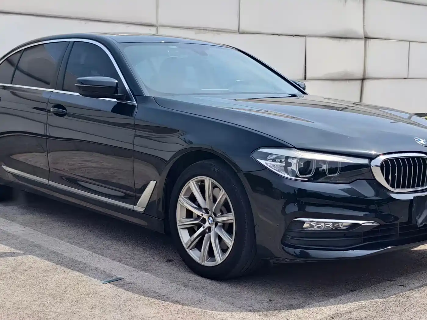 BMW 5 Series 2018 528Li Launch Special Edition фото 2