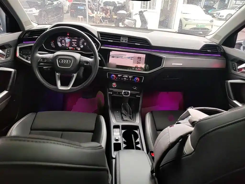 Audi Q3 2023 35 TFSI Progressive Dynamic (1.5T) фото 10