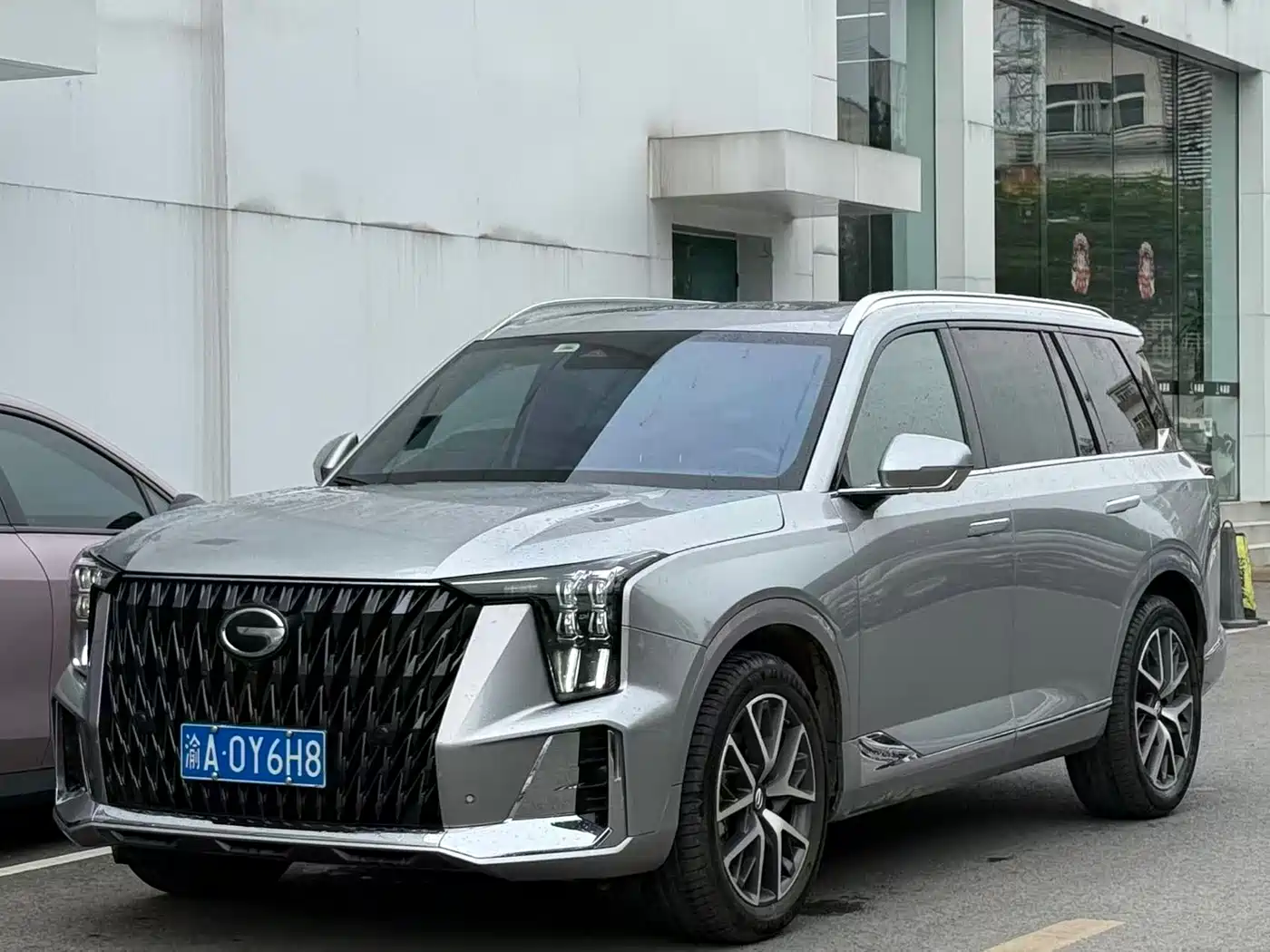 GAC Trumpchi GS8 2022 Dual Engine Series 2.0TM 2WD Premium Edition (6-Seater)