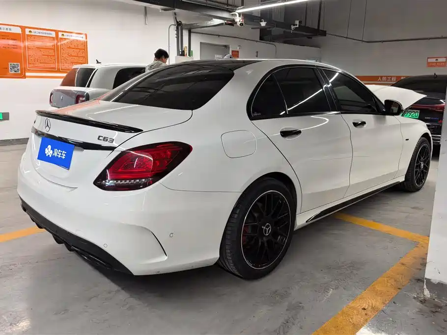Mercedes-Benz C-Class 2021 C 260 Starry Exclusive Edition фото 3