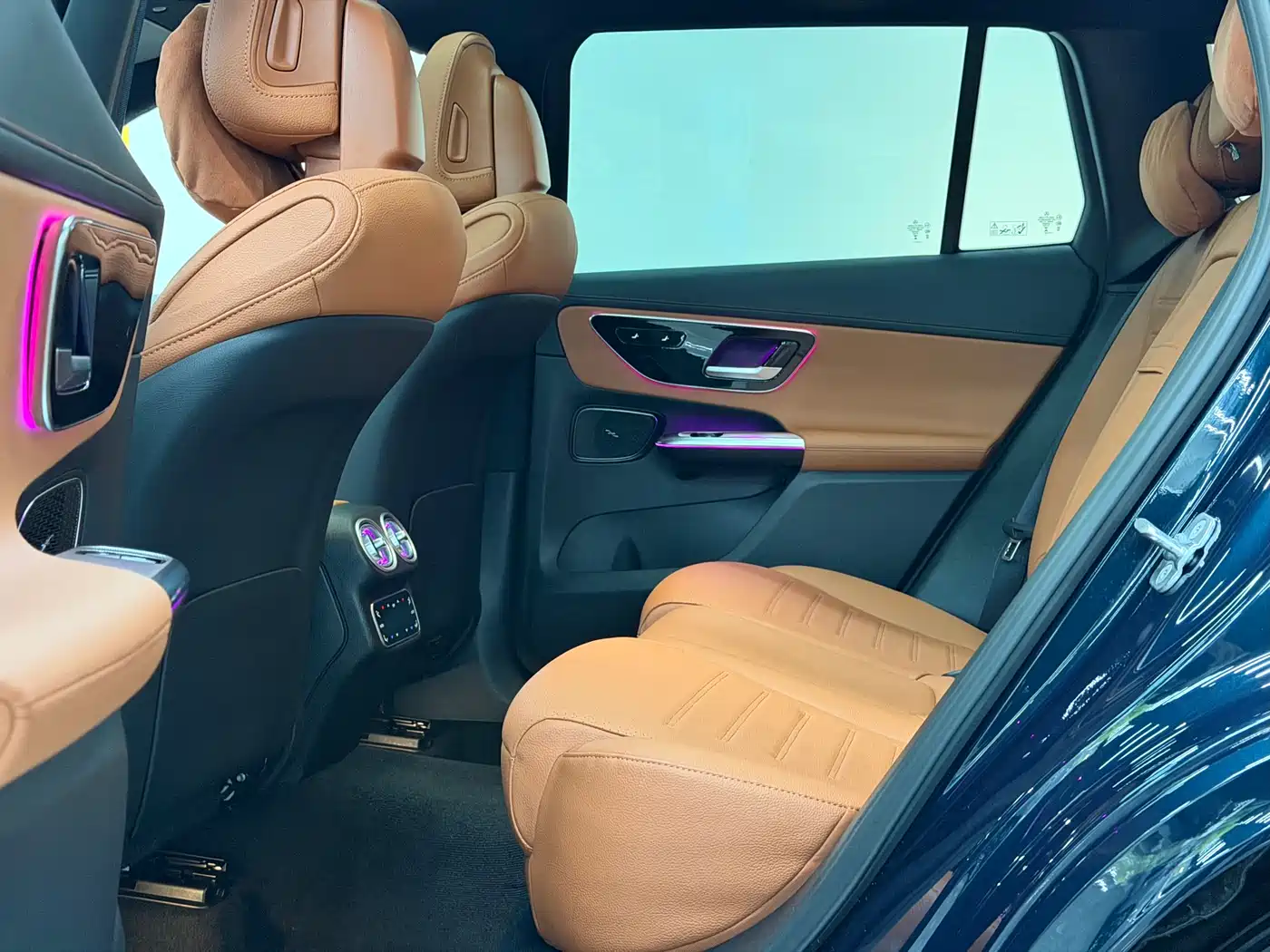 MERCEDES-BENZ GLC