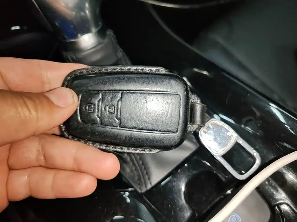 Photo 9 - Toyota C-HR
